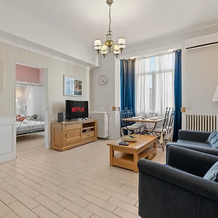 Spacious 2br In ブカレスト
