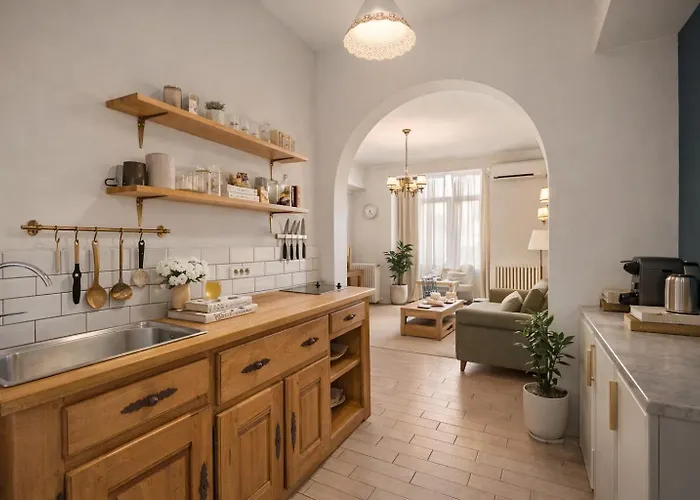 Elegant 2-bedroom In *