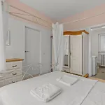 Apartmán Elegant 2-bedroom In Bukurešť
